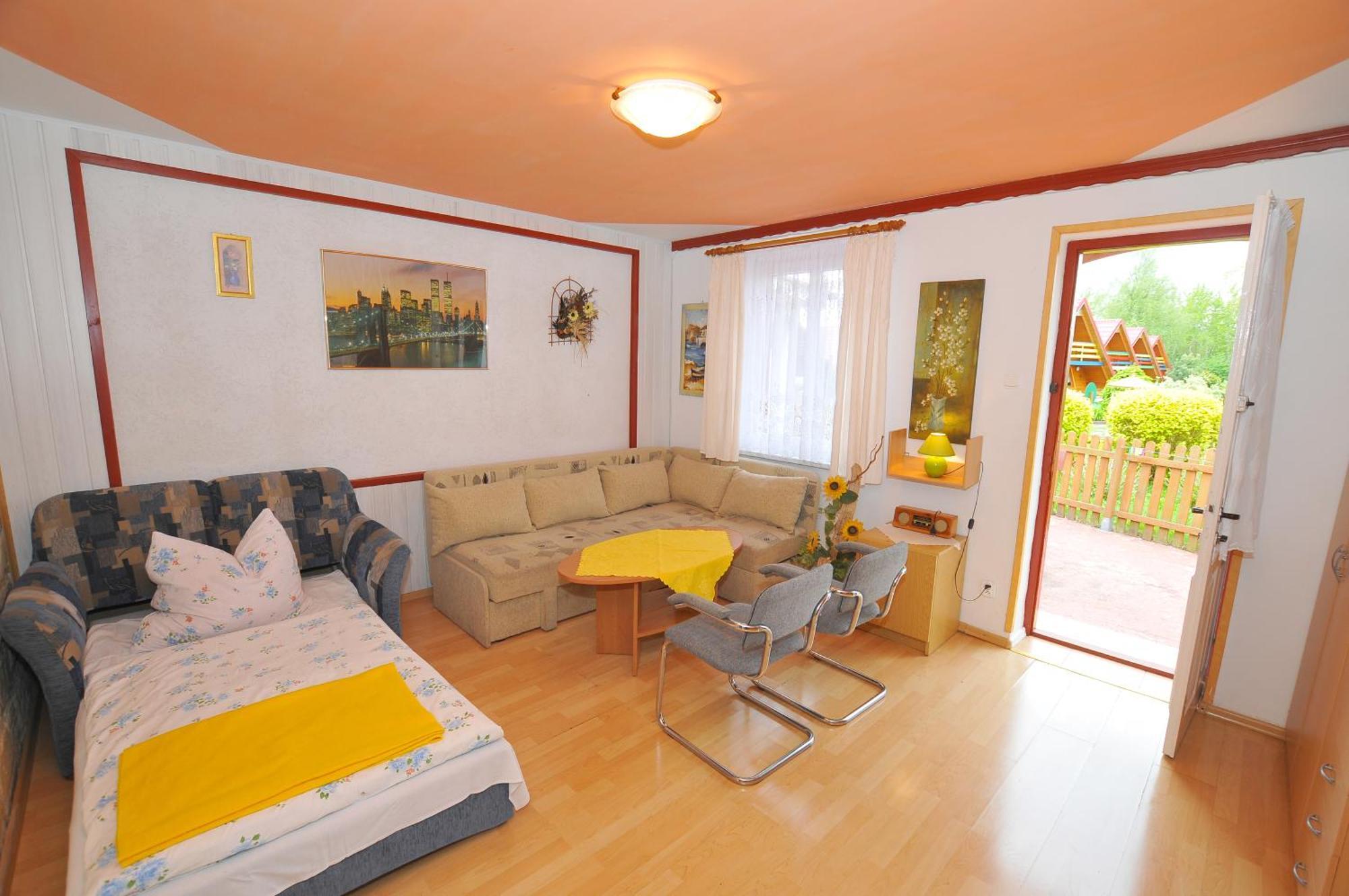 Osrodek Wczasowy Domino Bis Apartment Dzwirzyno Exterior photo