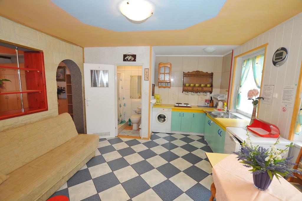 Osrodek Wczasowy Domino Bis Apartment Dzwirzyno Room photo