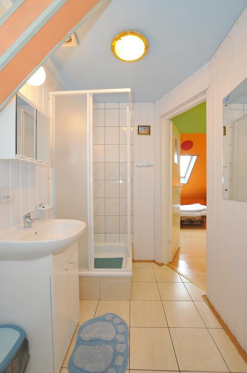 Osrodek Wczasowy Domino Bis Apartment Dzwirzyno Exterior photo
